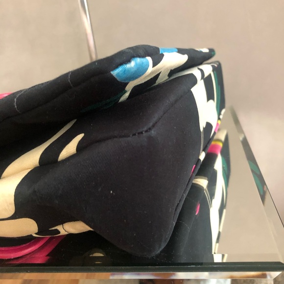 Chanel multi color flap bag - Picture 8 of 15